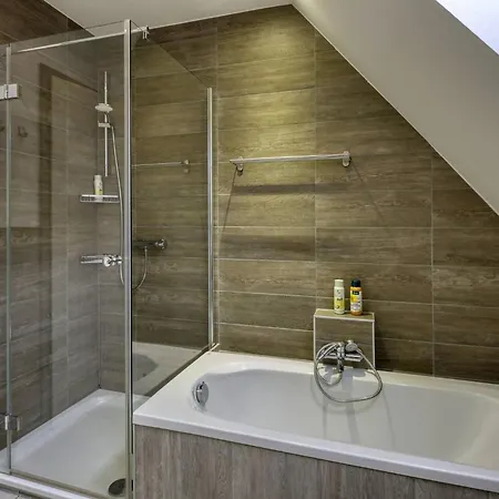 - Cityhouse Wg9 - 6 Guests - 3br